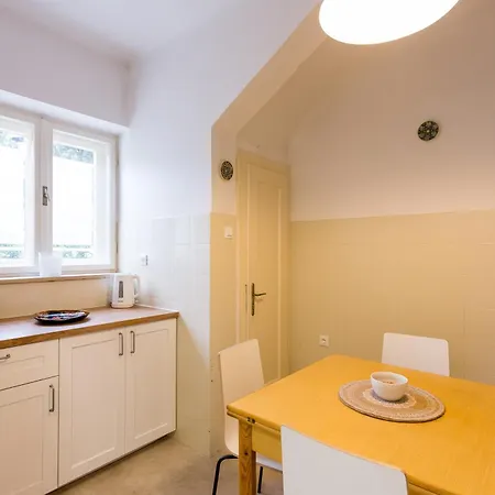 Linda * 斯普利特