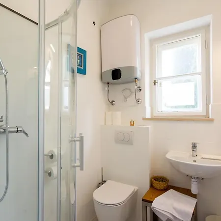 Linda فيلة سبليت